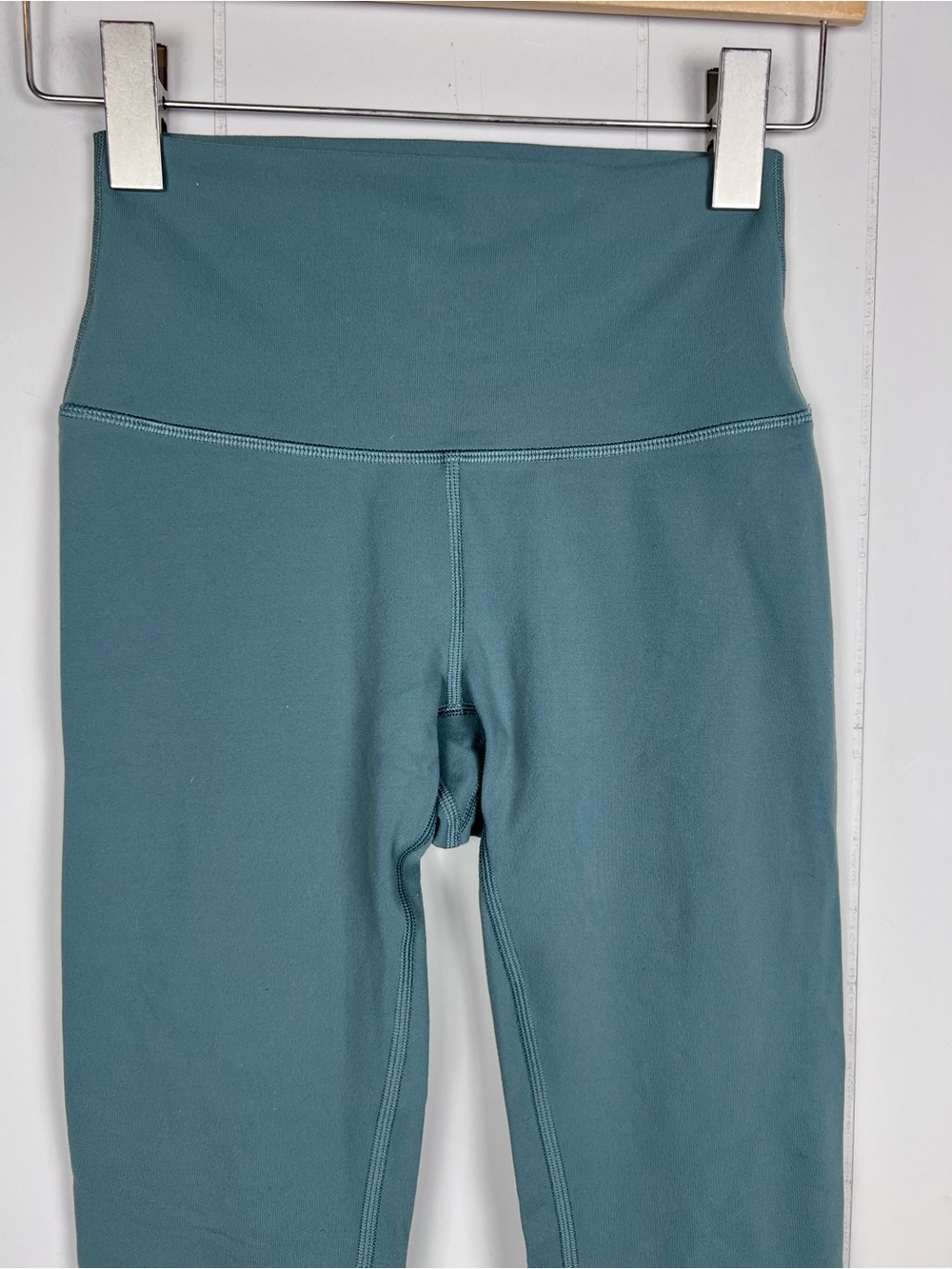 Lululemon Wunder Under High Rise Tight 28” Inseam Size 4 Junioer Color Green - Picture 5 of 14